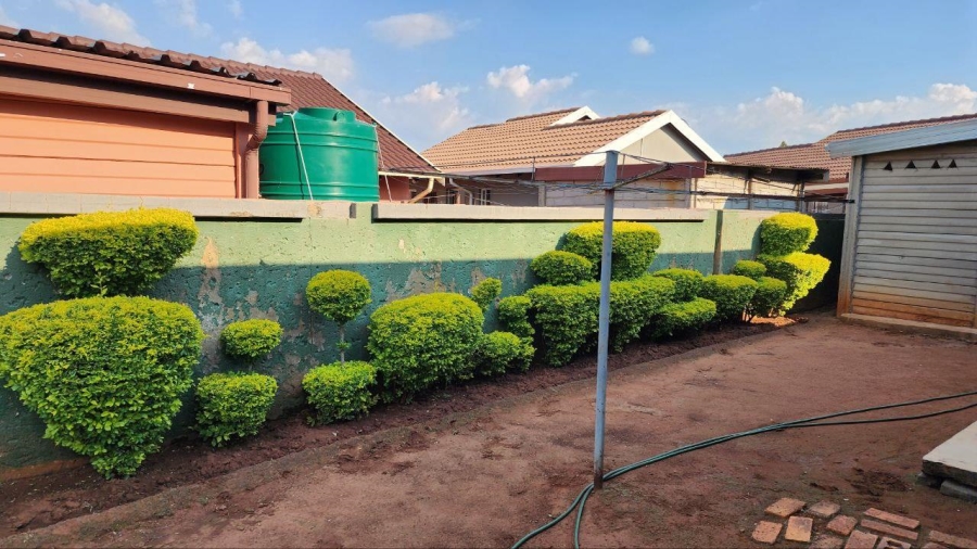 3 Bedroom Property for Sale in Tlhabane North West